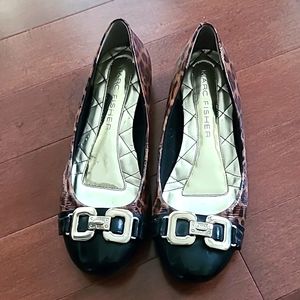 Marc Fisher Womens Flats Size 9M Animal Print